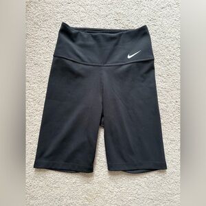 Nike Bike Shorts 6”